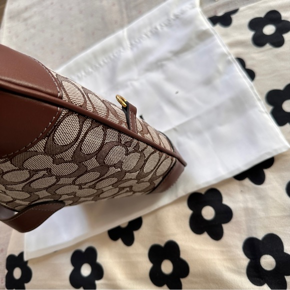 Coach Underarm Bag, Moon Bag, Brown - Picture 8 of 14